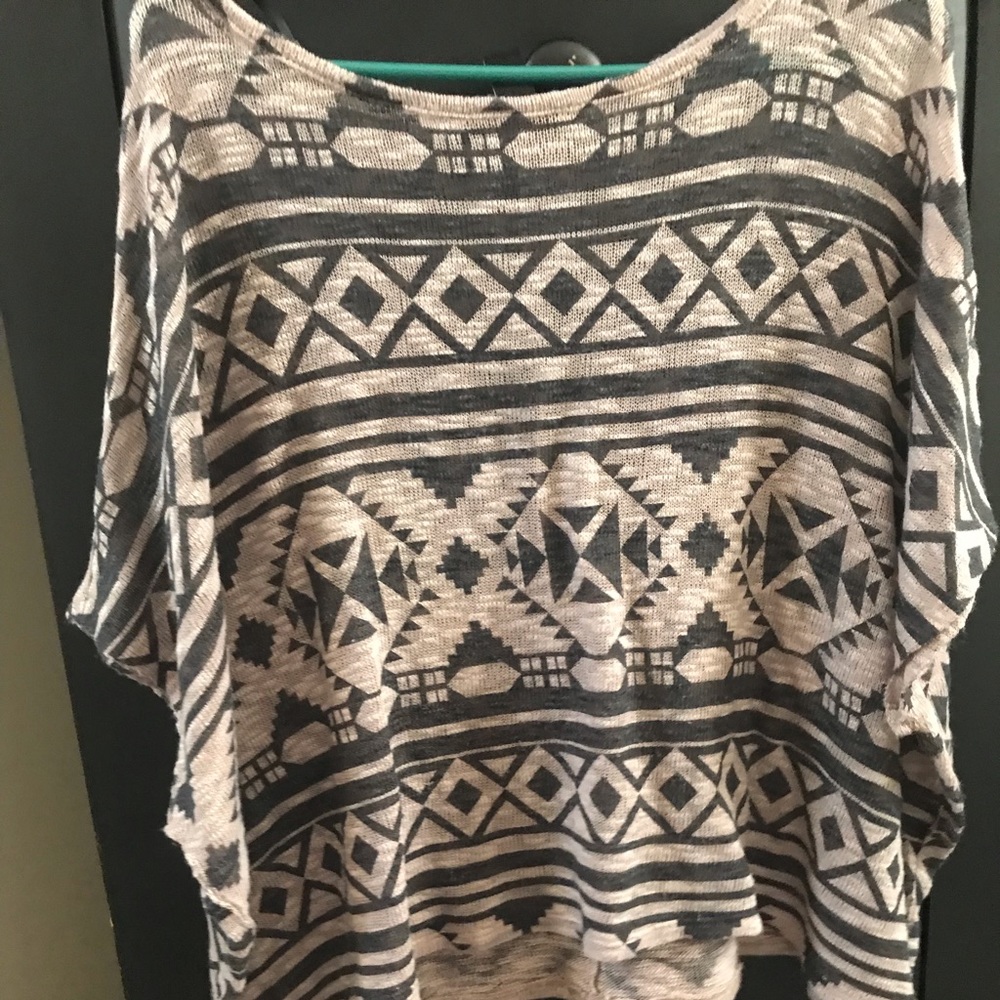 FOREVER 21 TRIBAL TOP